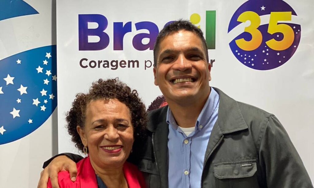 Cabo Daciolo e a presidente do Brasil 35, Suêd Haidar - Foto: Divulgação