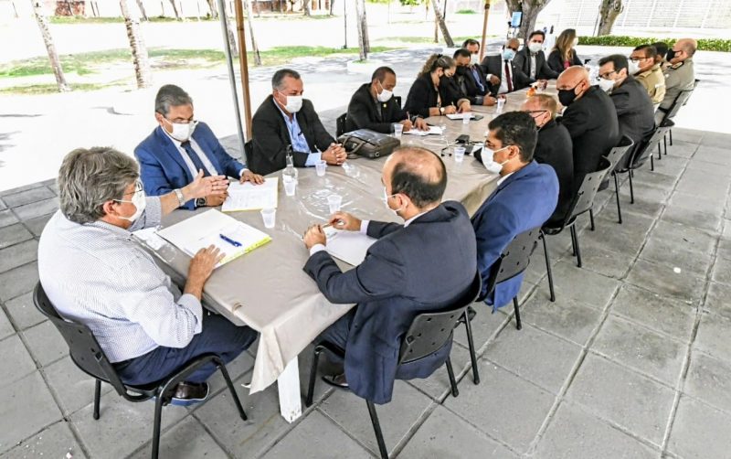 Reunião aconteceu na Granja Santana, em João Pessoa - Foto: Blog Heron Cid