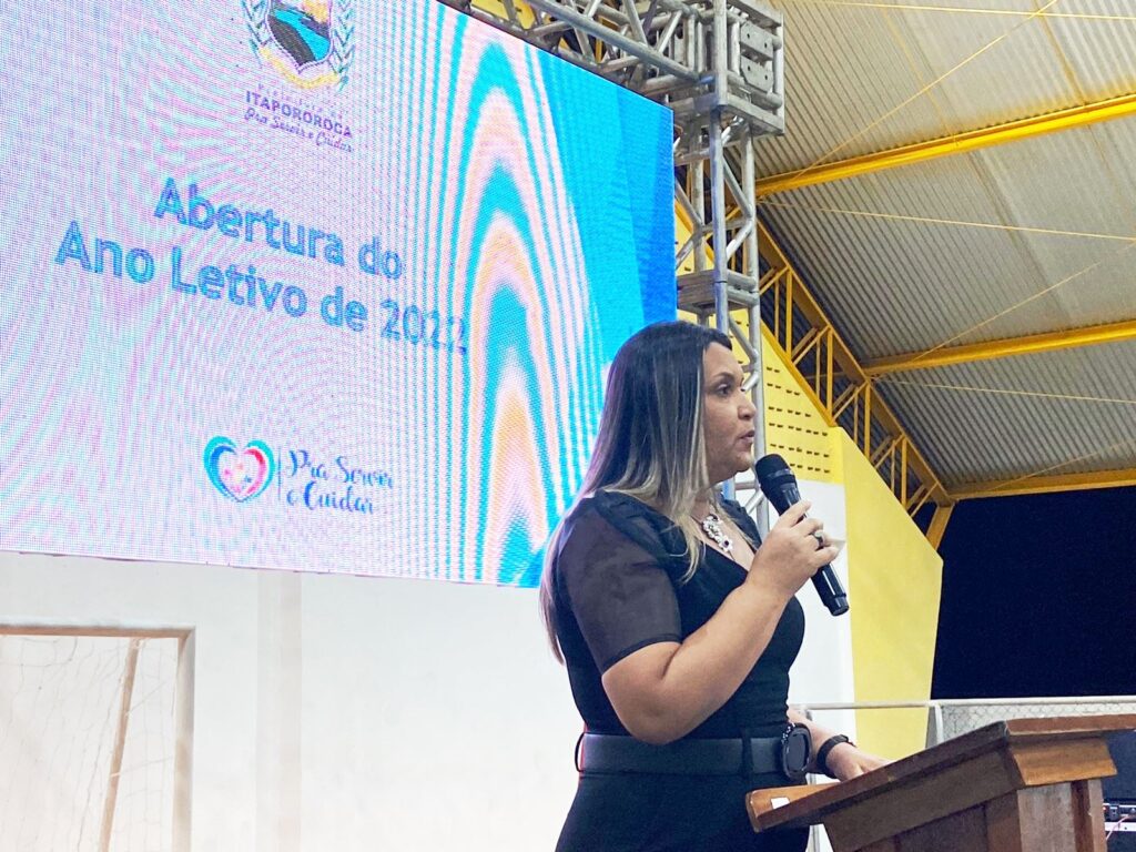 Prefeita de Itapororoca, Elissandra Brito - Foto: Blog Chico Soares