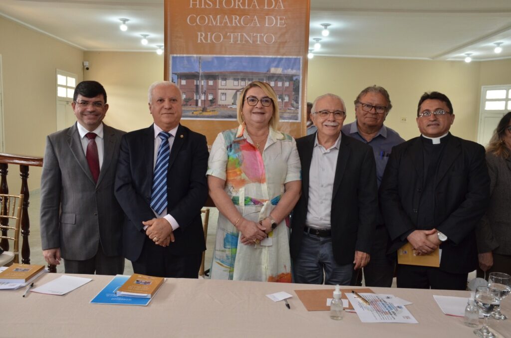 Autor buscou a emoção, o coração e o sentimento das pessoas que vivenciam a Comarca – Foto: Divulgação/TJPB