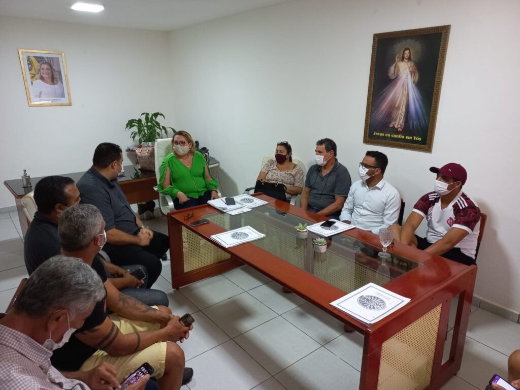 Magna participou de reunião com secretário de Esporte e Lazer do Estado - Foto: Divulgação/CCOM
