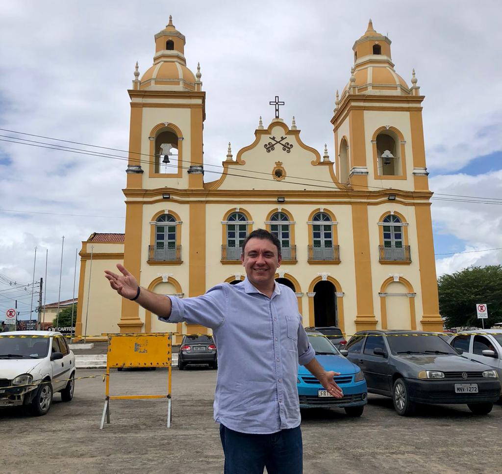 Pré-candidato a deputado federal, Heron Cid (PSB), durante visita ao município de Mamanguape – Foto: Divulgação