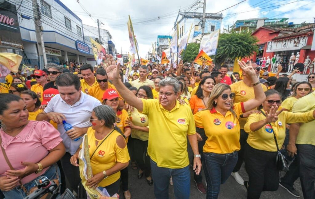 A prefeita Maria Eunice e da deputada Danielle do Vale acompanharam o governador – Foto: Assessoria
