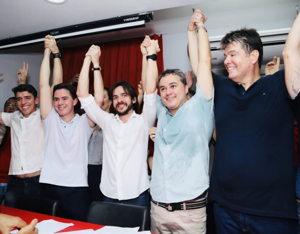 Veneziano e Pedro ao lado de Efraim, Ruy e Tovar - Foto: Reprodução