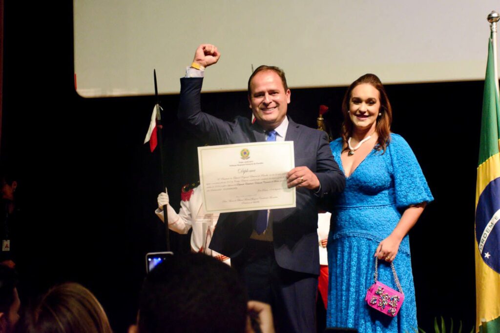 Eduardo Brito é diplomado e pela quarta vez irá exercer mandato em cargo eletivo - Foto: Reprodução/Divulgação