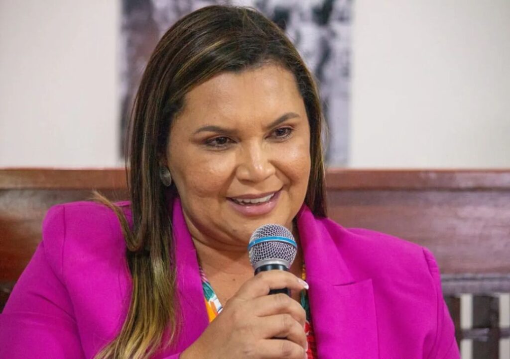 Prefeita de Itapororoca, Elissandra Brito - Reprodução/internet