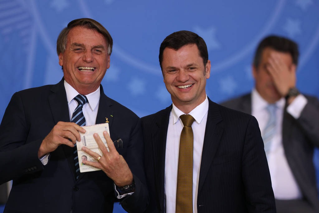 Anderson Torres ao lado de Jair Bolsonaro - Foto: Gabriela Biló/Folhapress
