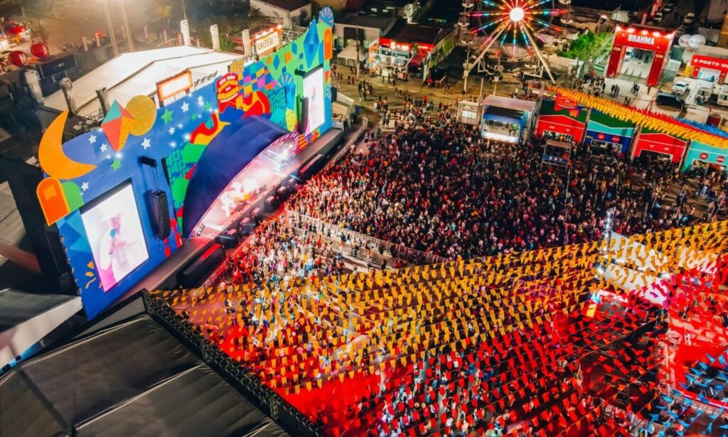 Principal palco do São João de Campina Grande - Foto: Leydson Jackson/Prefeitura de Campina Grande