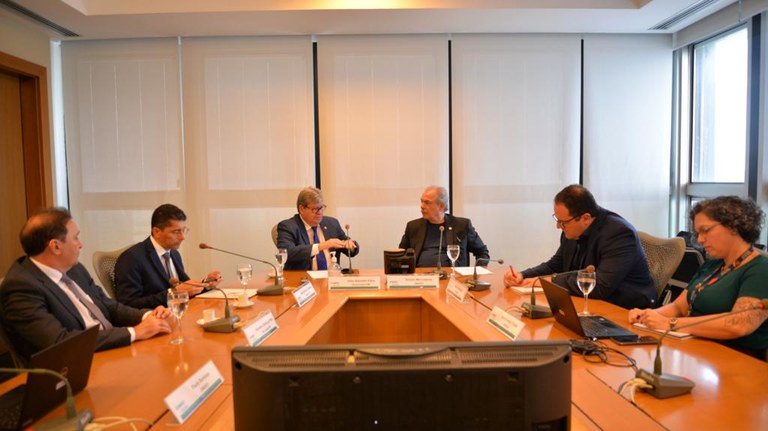 João Azevêdo se reuniu, no Rio de Janeiro, com o presidente do BNDES - Foto: Reprodução/Divulgação