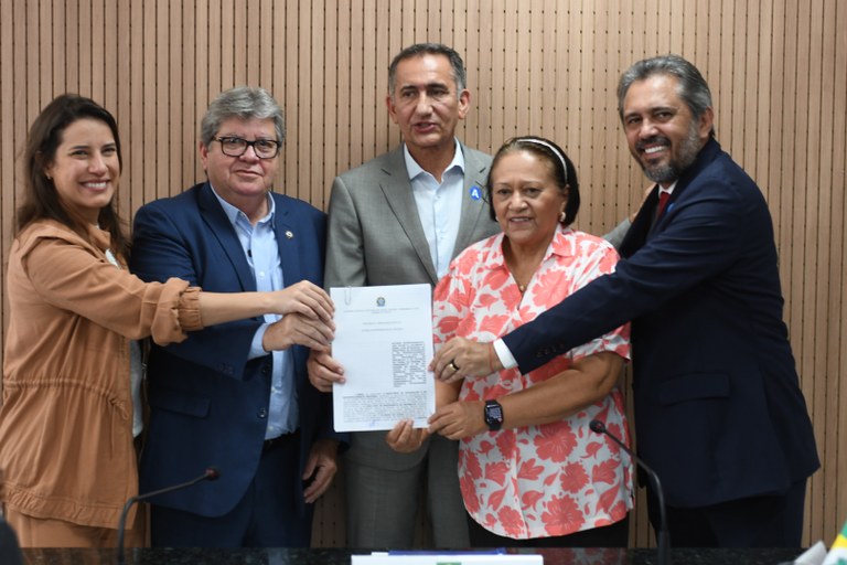A celebração prevê a viabilização de recursos para obras hídricas - Foto: Secom-PB