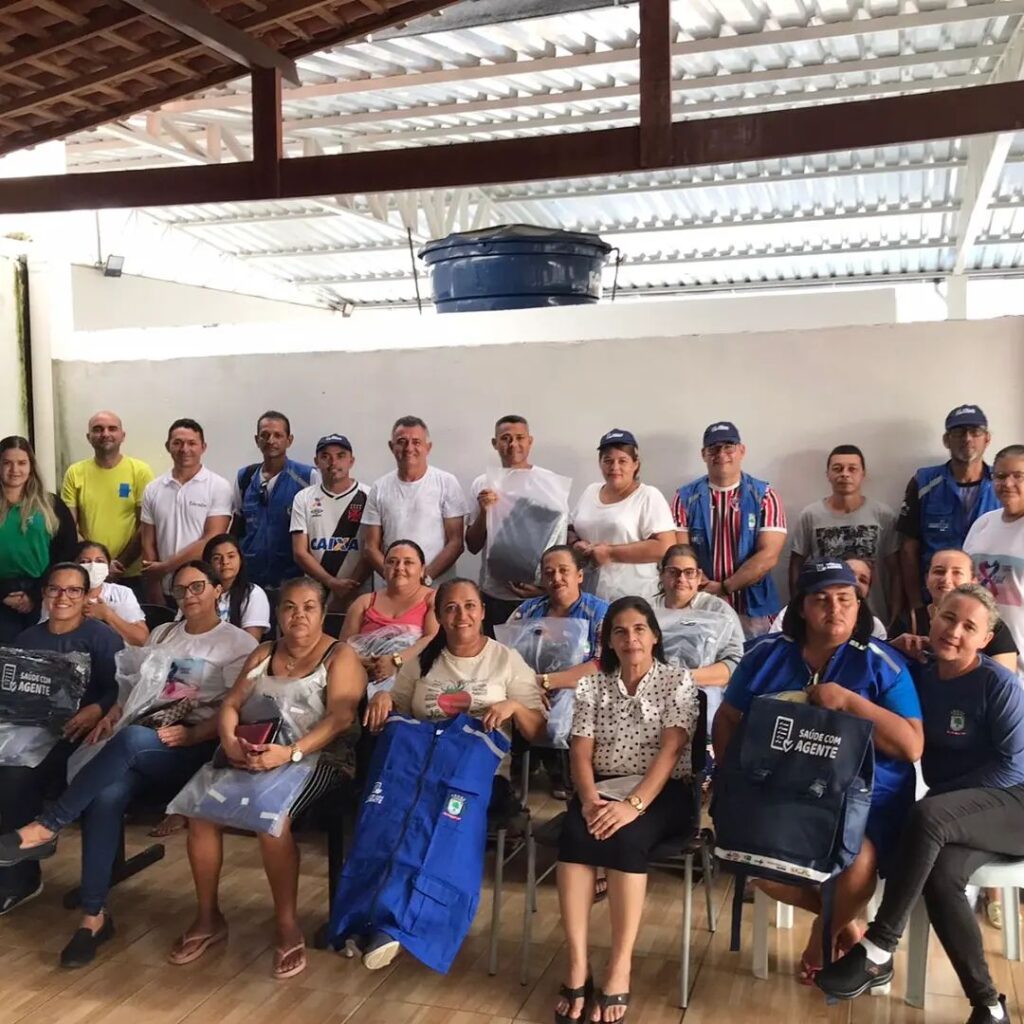 Entrega dos kits aos agentes de Mataraca - Foto: Reprodução/redes sociais