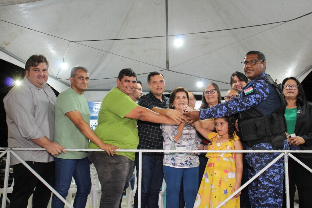 “Toda a população é beneficiada pela aquisição dos novos veículos”, frisou a prefeita Eunice – Foto: Assessoria