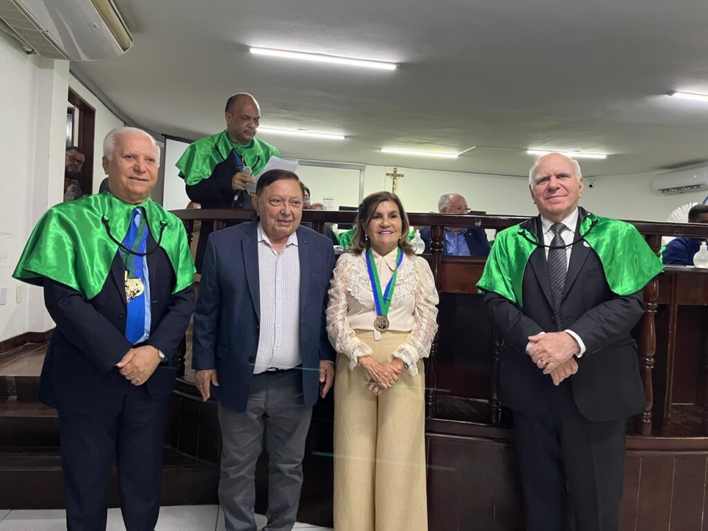 Na oportunidade, a prefeita de Mamanguape, Maria Eunice (PSB), foi homenageada – Foto: Blog Lenilson Balla