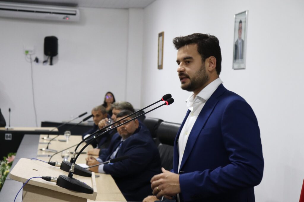 Prefeito eleito Joaquim na inauguração da nova sede do Poder Legislativo de Mamanguape - Foto: Divulgação