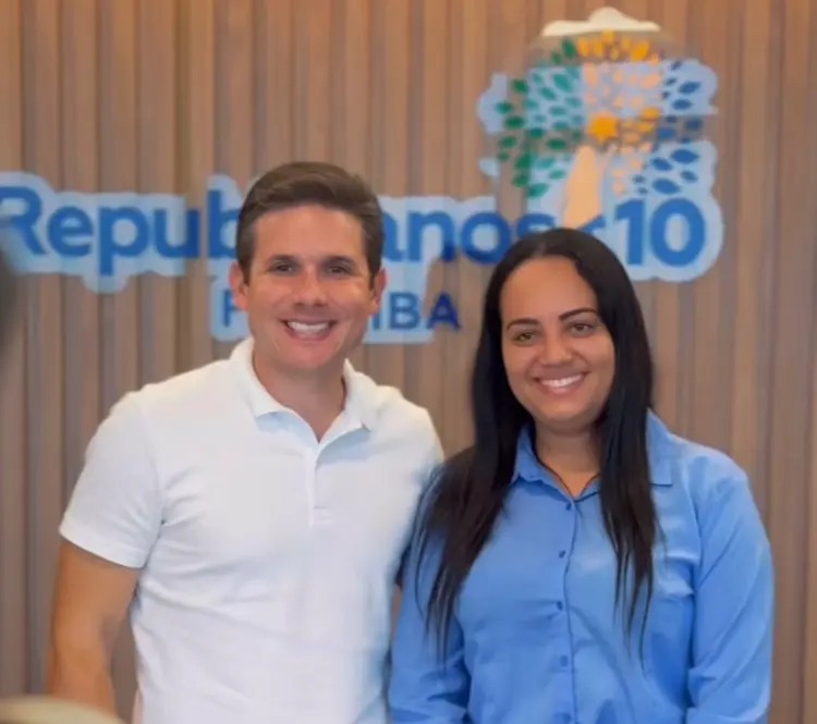 Deputado Hugo Motta e a prefeita Carlyanne Borba - Foto: Reprodução