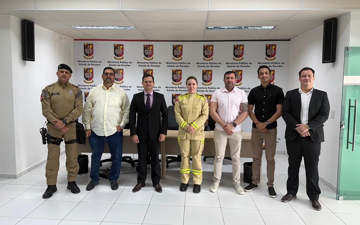 A reunião foi conduzida pelo 4º Promotor de Justiça de Mamanguape, Ítalo Mácio de Oliveira Sousa - Foto: Divulgação