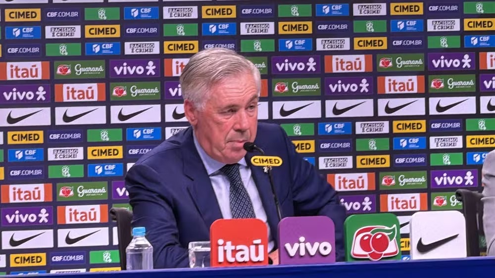 Ancelotti convoca a Seleção — Foto: Cahê Mota / ge